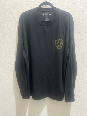 Ariat Black Long Sleeve Shirt with Gold Crest